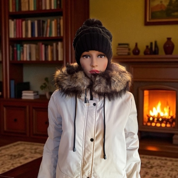 Faux Fur Mid-Length Hooded Parka with Large Pockets. NWT - Picture 2 of 14